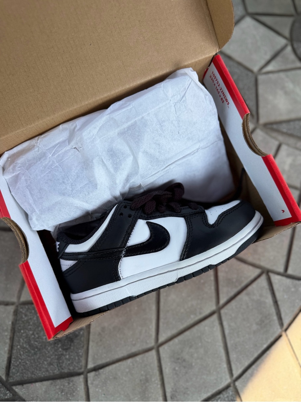 Nike Black and White Kids' Sneaker Size Tag Detail